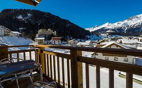 Collina Hotel Garni