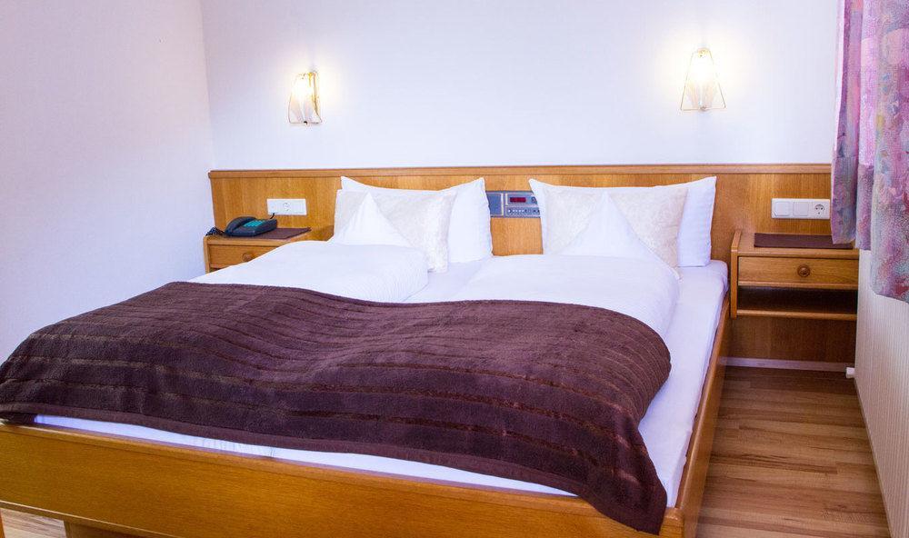 Collina Hotel Garni Nauders Exterior foto